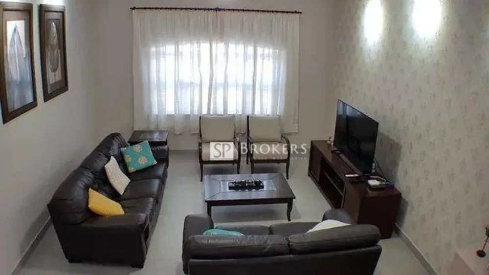 Casa, 3 quartos, 249 m² - Foto 2