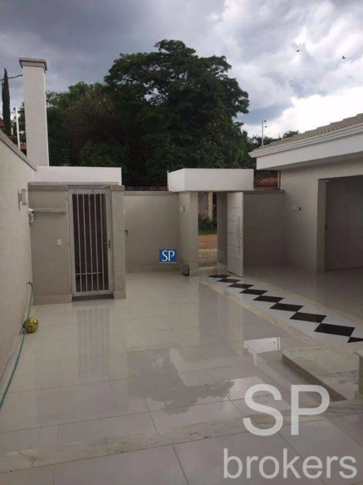 Casa, 5 quartos, 1500 m² - Foto 1