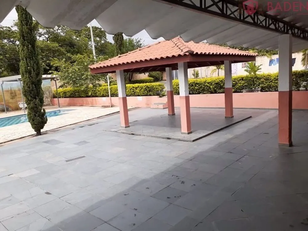 Chácara, 3 quartos, 1470 m² - Foto 1