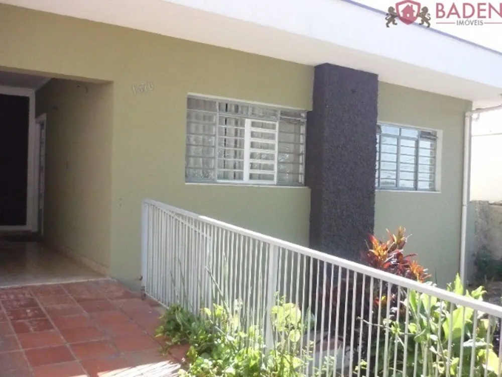 Casa, 5 quartos, 255 m² - Foto 1