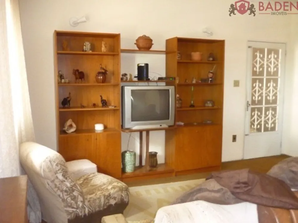 Casa, 5 quartos, 255 m² - Foto 4