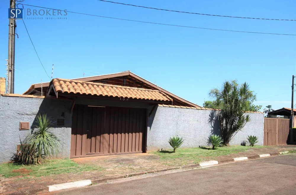 Chácara, 4 quartos, 1000 m² - Foto 1