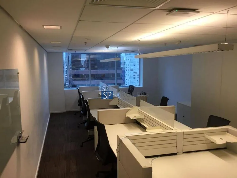 Sala-Conjunto, 393 m² - Foto 1