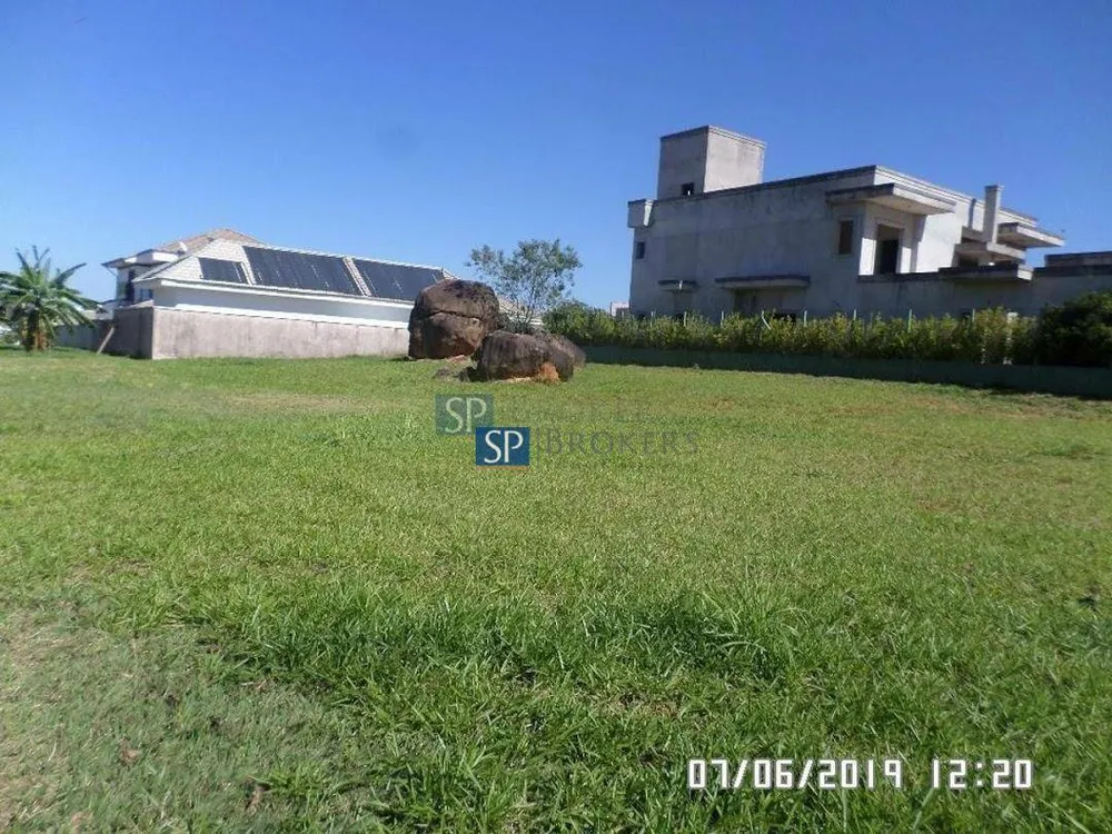 Loteamento e Condomínio, 1000 m² - Foto 1
