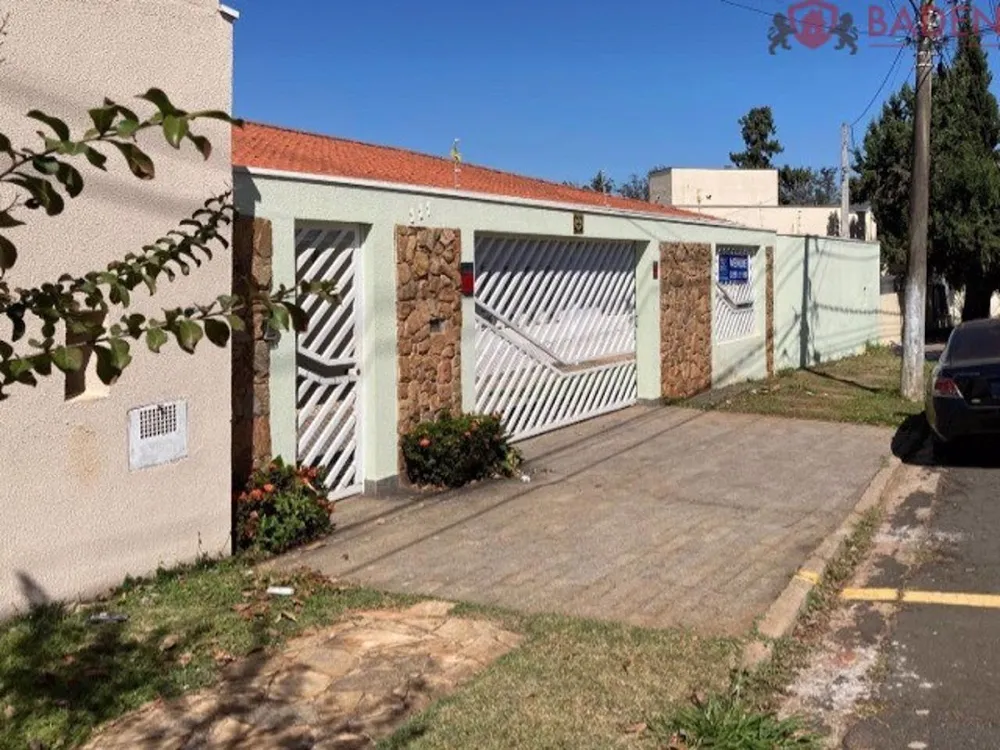 Casa, 3 quartos, 264 m² - Foto 1