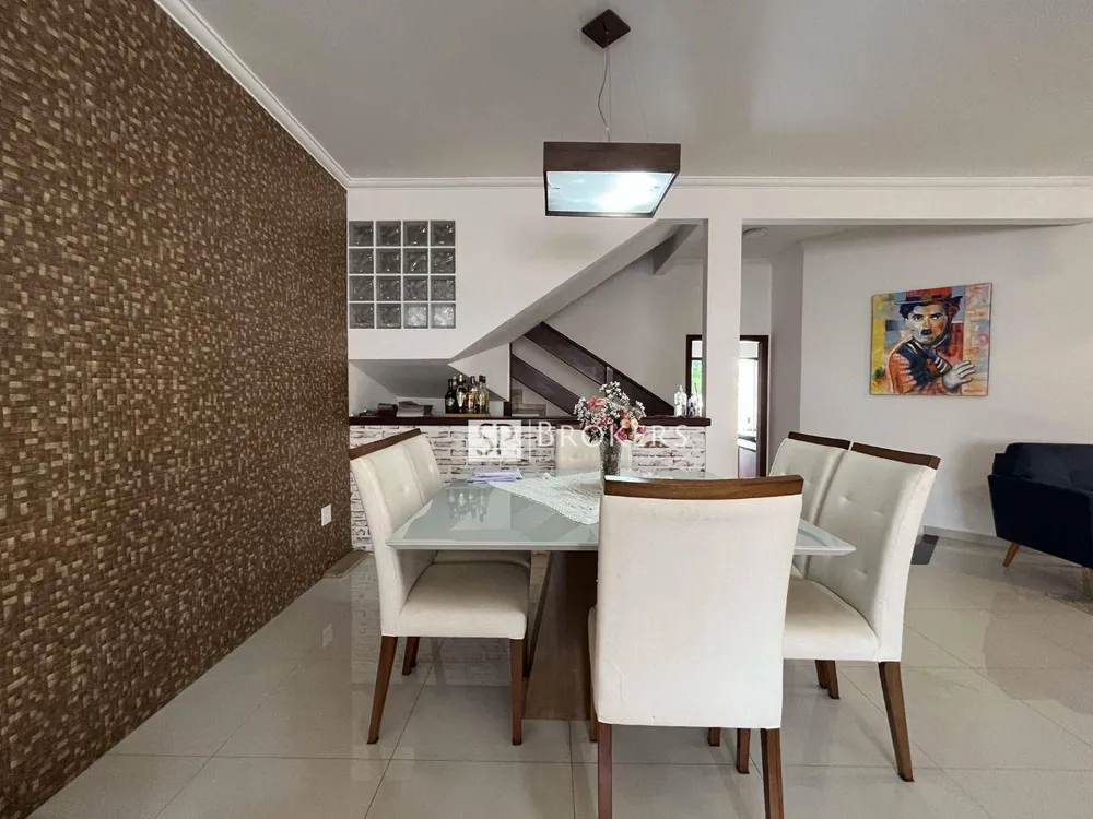 Casa, 3 quartos, 220 m² - Foto 2