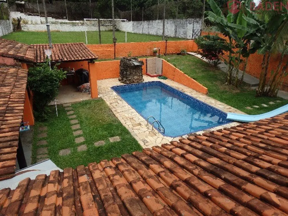 Chácara, 3 quartos, 1300 m² - Foto 1