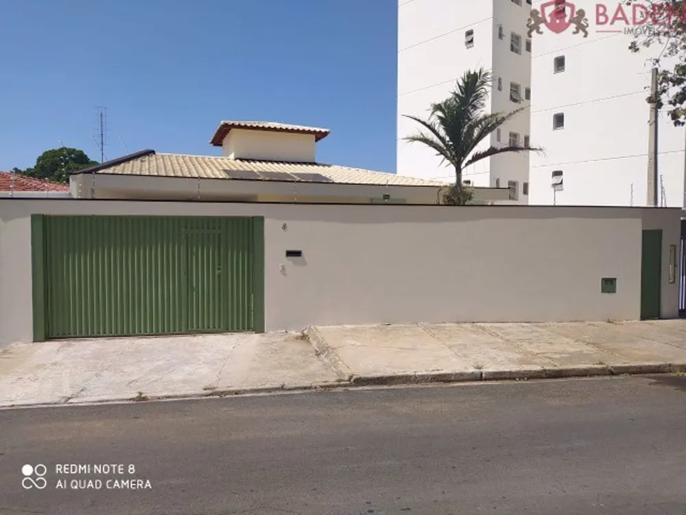 Casa, 4 quartos, 200 m² - Foto 1