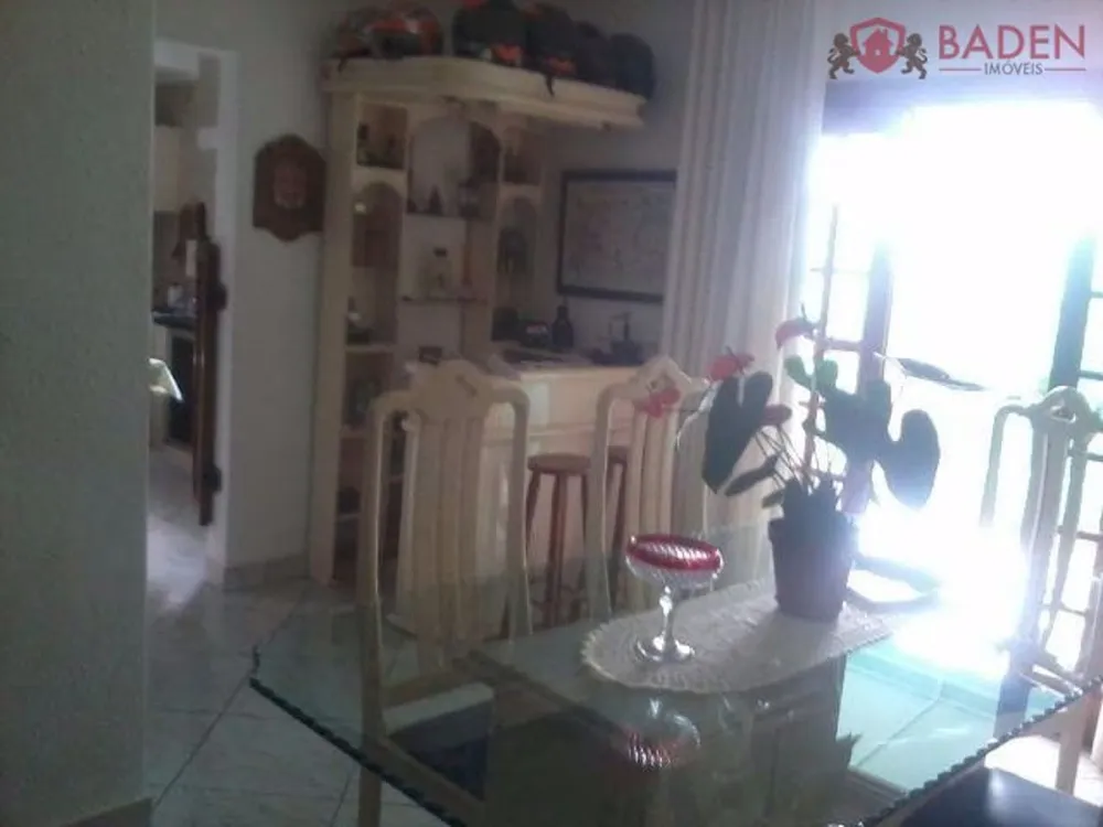 Casa, 3 quartos, 316 m² - Foto 3