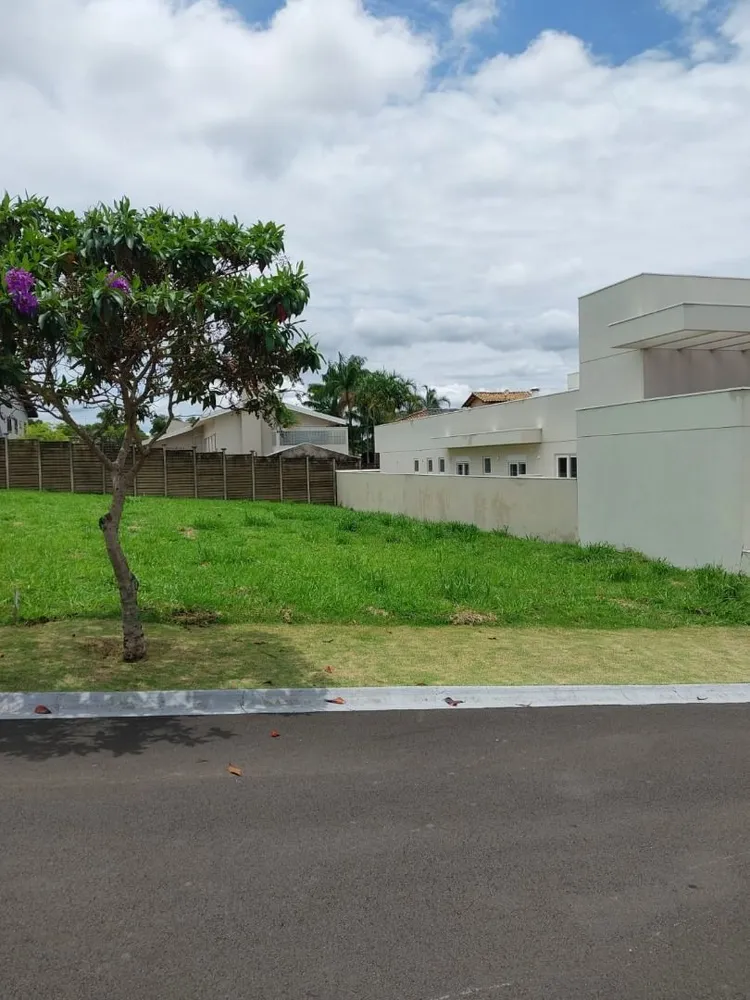 Loteamento e Condomínio, 500 m² - Foto 1