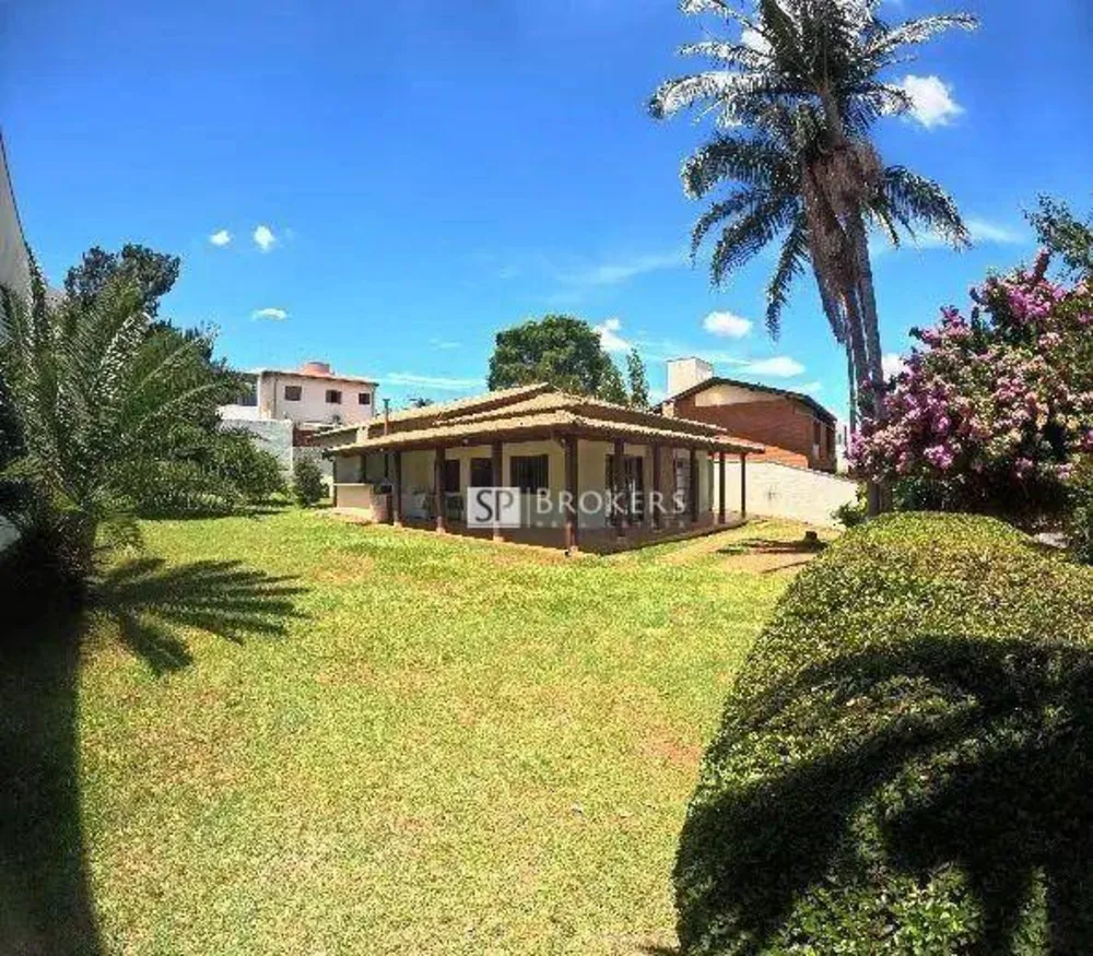 Casa, 4 quartos, 261 m² - Foto 1
