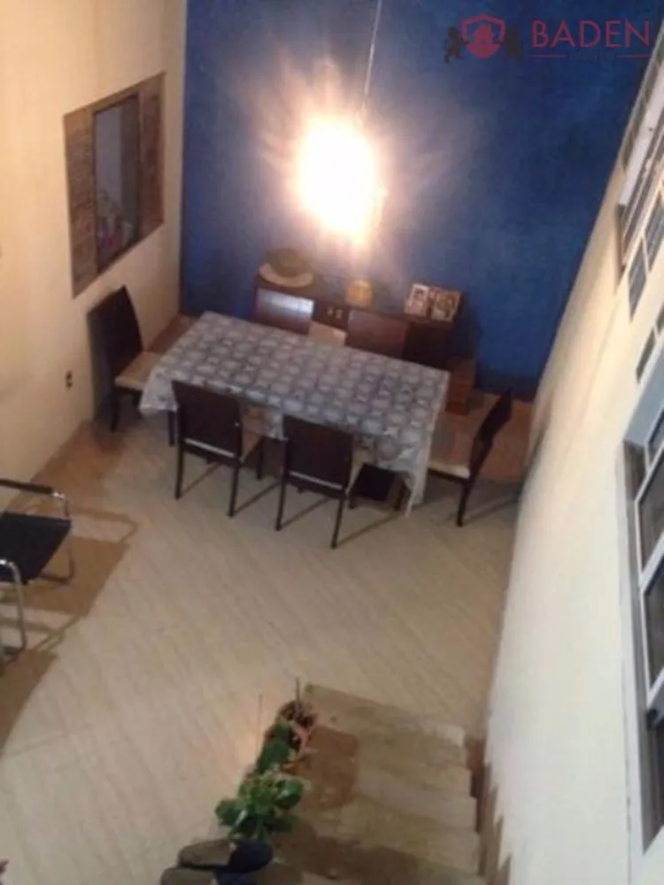 Casa, 3 quartos, 170 m² - Foto 1