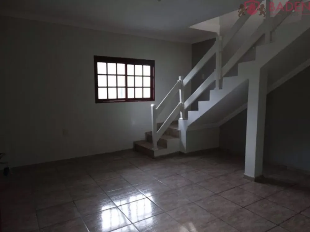 Casa, 5 quartos, 200 m² - Foto 3
