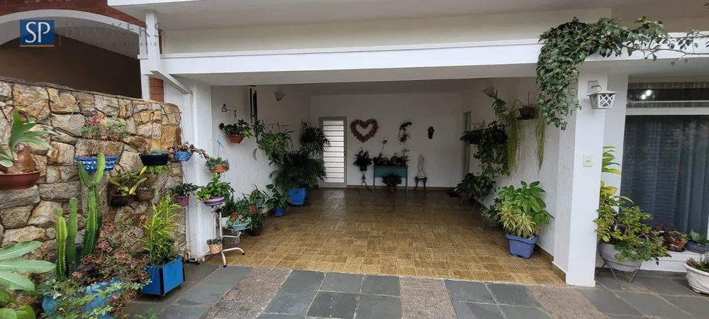 Casa, 3 quartos, 172 m² - Foto 1