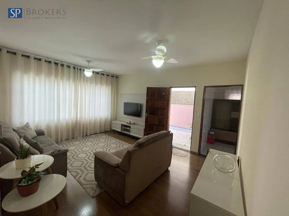 Casa, 3 quartos, 114 m² - Foto 1