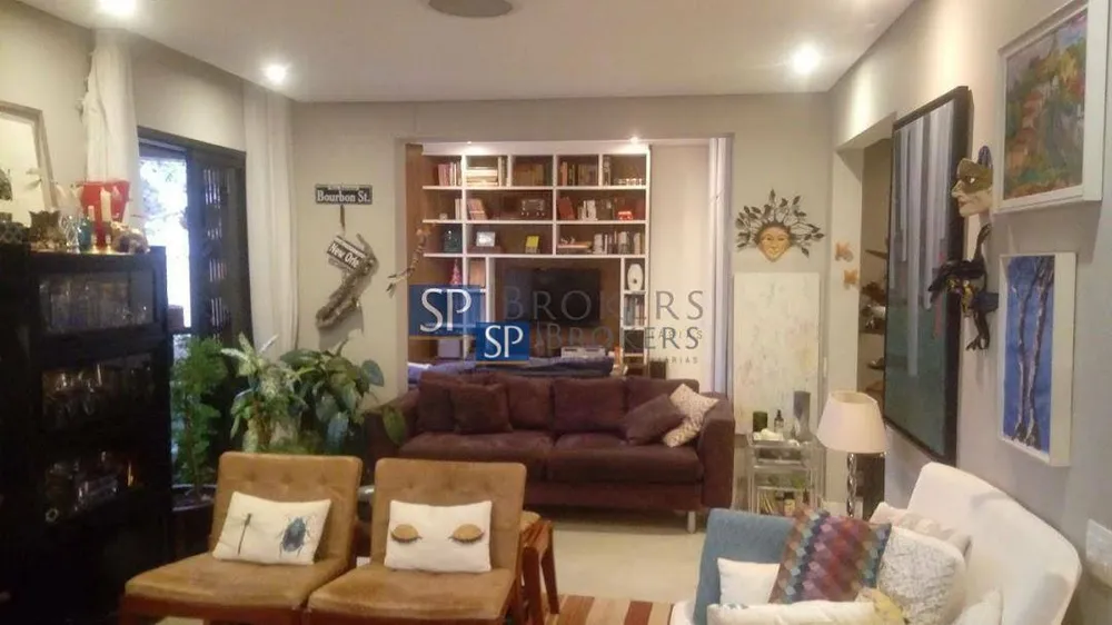 Apartamento, 3 quartos, 180 m² - Foto 1