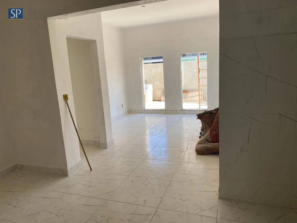 Casa, 3 quartos, 183 m² - Foto 4