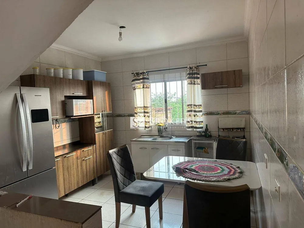 Casa, 2 quartos, 144 m² - Foto 2