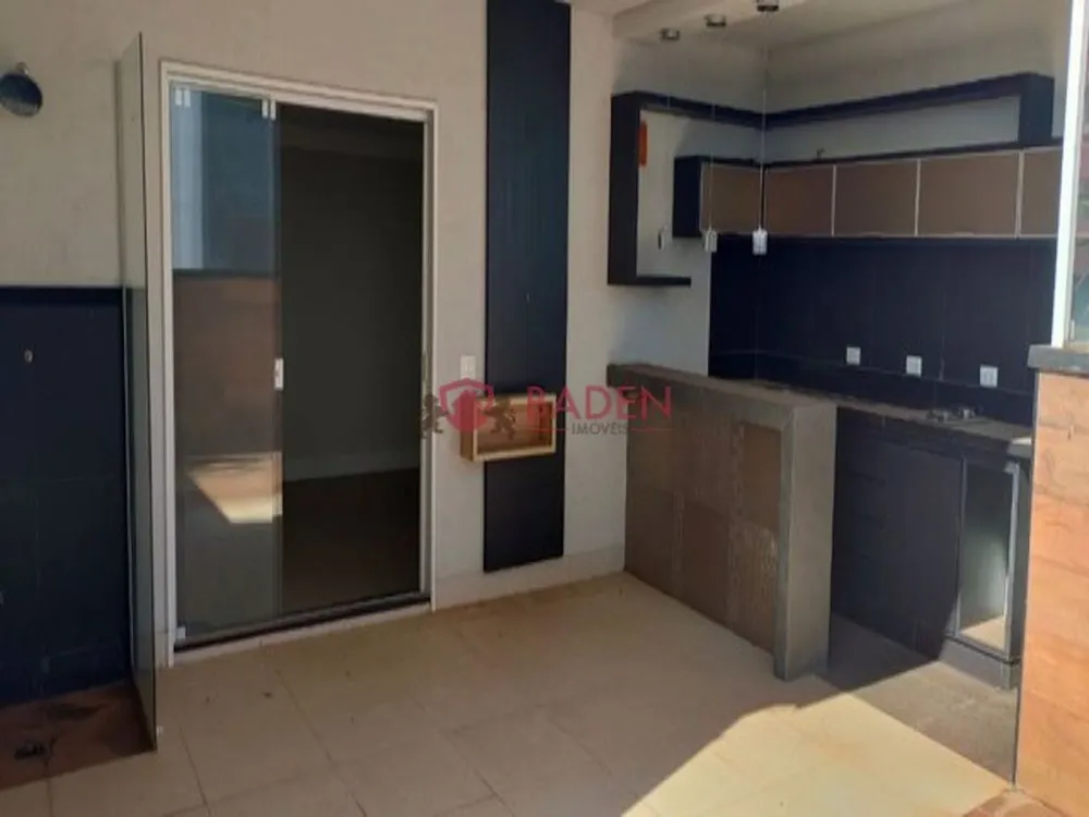Apartamento, 3 quartos, 120 m² - Foto 2