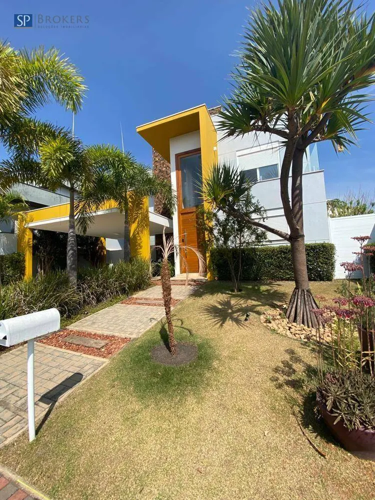 Casa de Condomínio, 4 quartos - Foto 1
