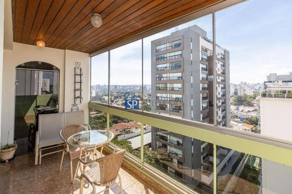 Apartamento, 4 quartos, 233 m² - Foto 1