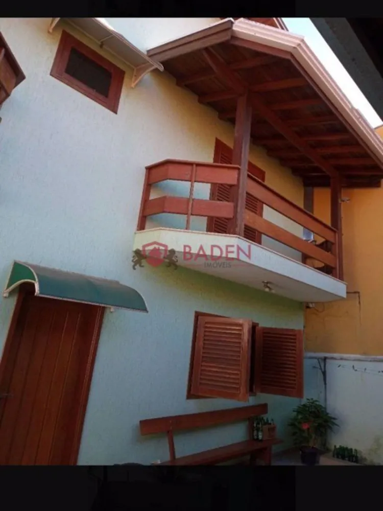 Casa, 3 quartos, 240 m² - Foto 1