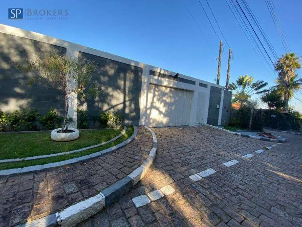 Casa, 3 quartos, 239 m² - Foto 2