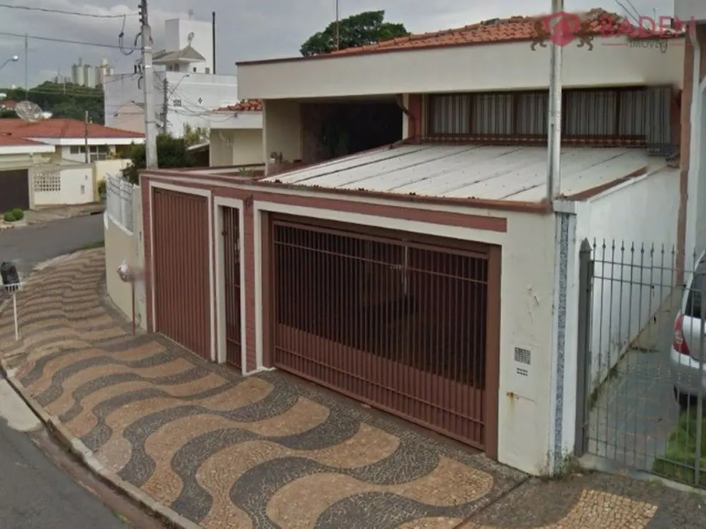 Casa, 3 quartos, 211 m² - Foto 1