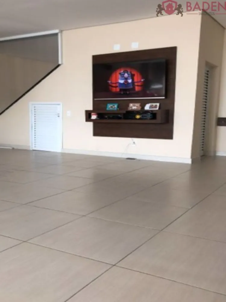 Casa, 3 quartos, 200 m² - Foto 2