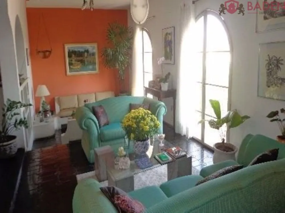 Casa, 3 quartos, 250 m² - Foto 3