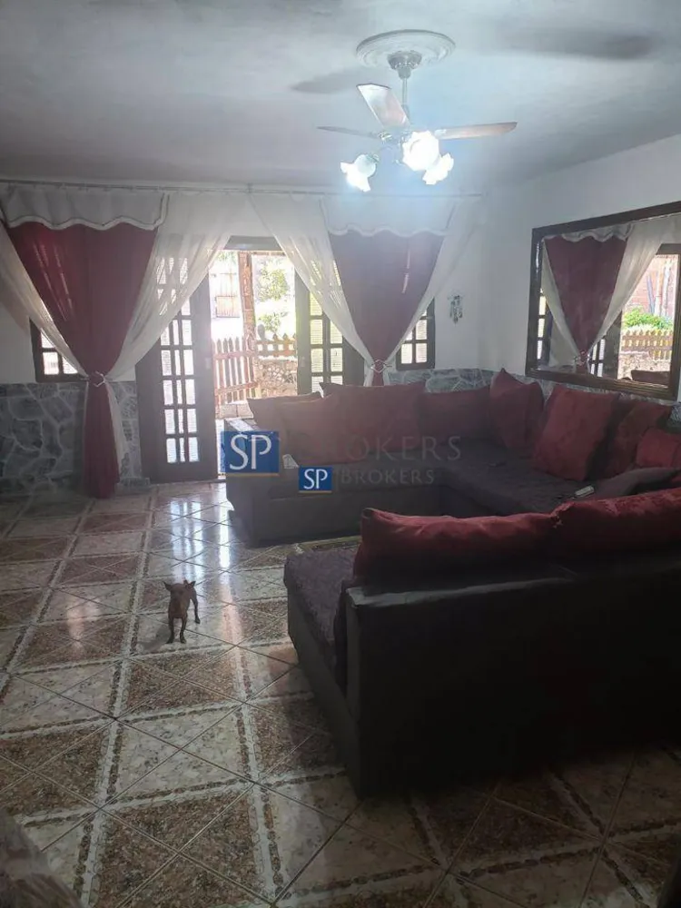 Casa, 3 quartos, 235 m² - Foto 2