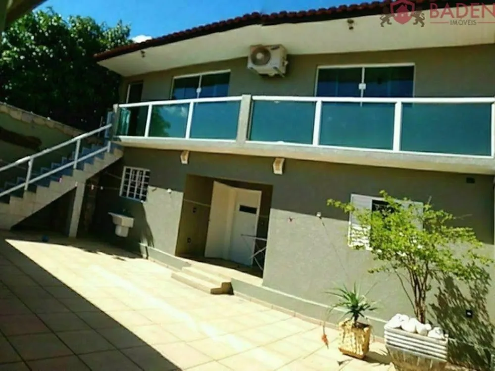 Casa, 5 quartos, 242 m² - Foto 2