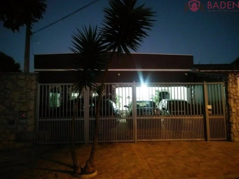 Casa, 5 quartos, 242 m² - Foto 1