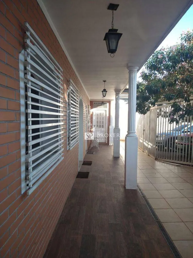 Casa, 4 quartos, 233 m² - Foto 2