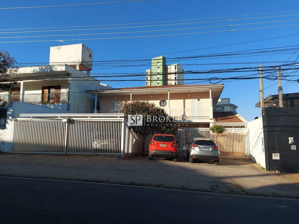Casa, 4 quartos, 233 m² - Foto 1