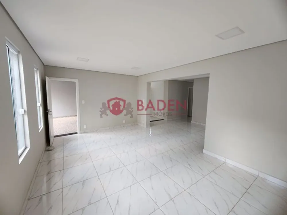 Casa, 3 quartos, 160 m² - Foto 3