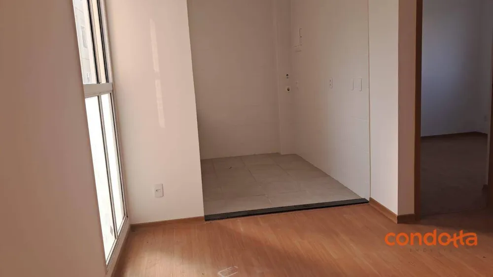Apartamento, 2 quartos, 40 m² - Foto 2
