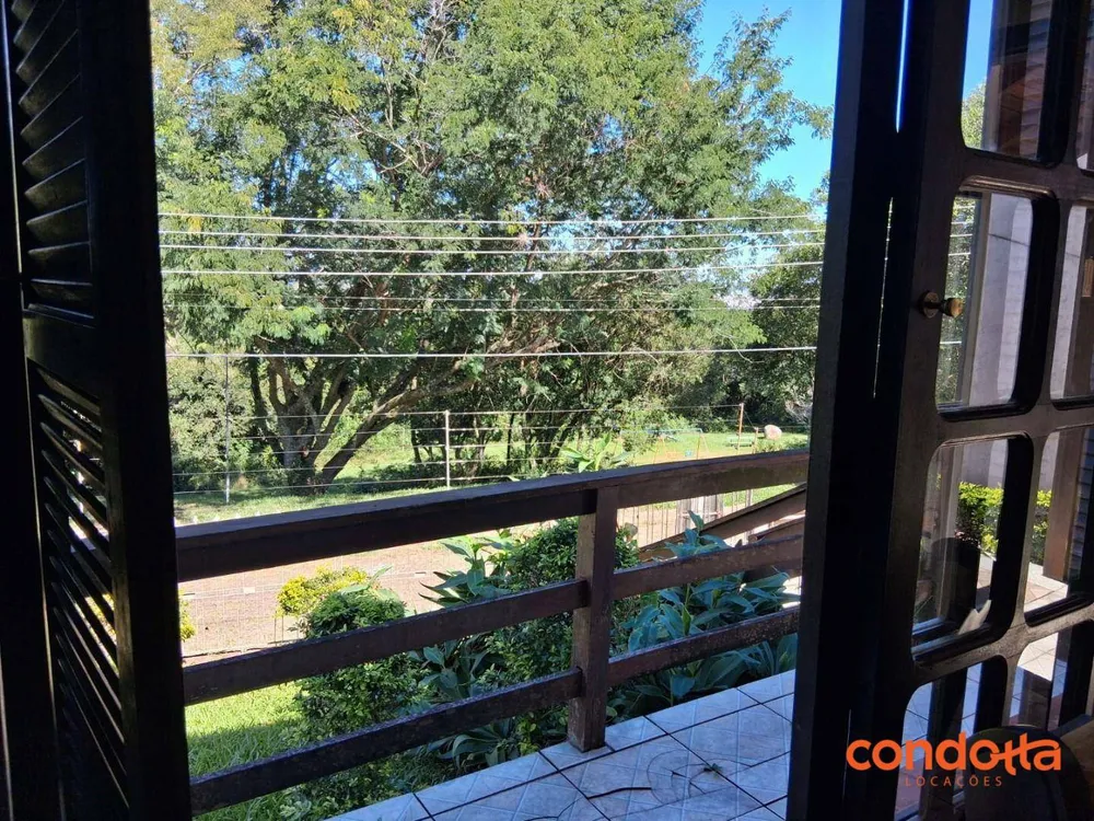 Casa, 3 quartos, 200 m² - Foto 1