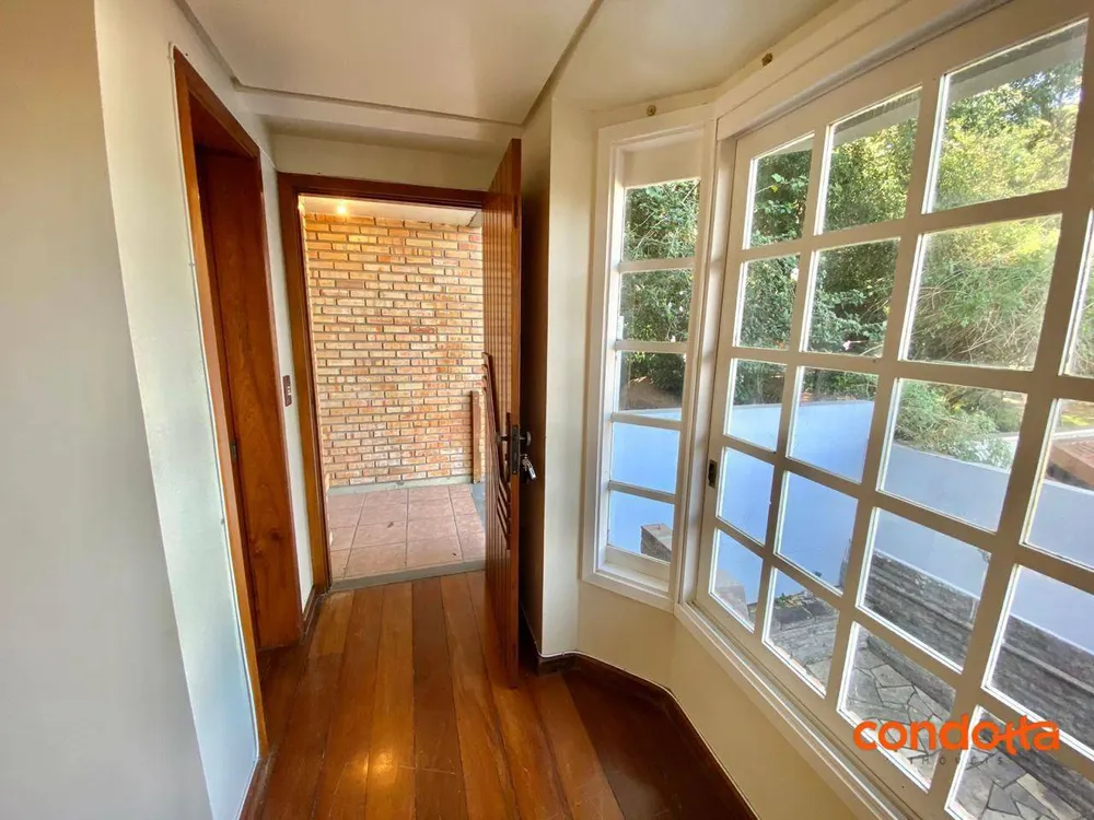 Casa, 3 quartos, 278 m² - Foto 2