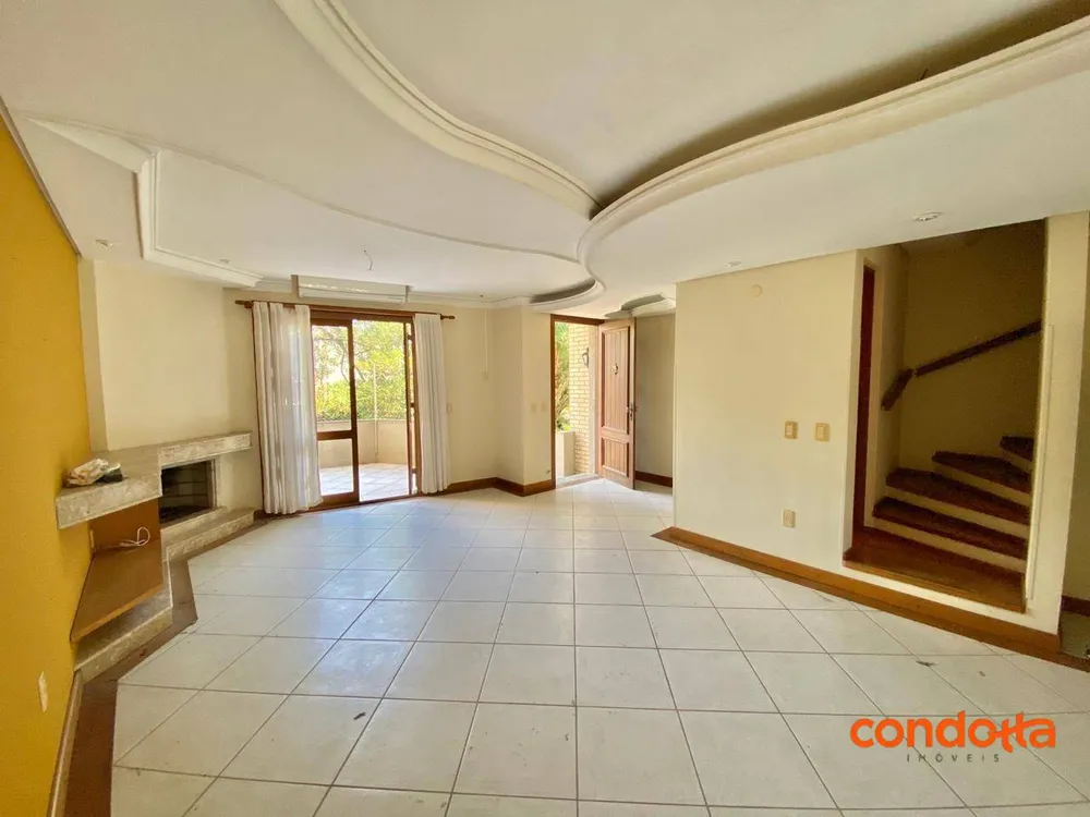 Casa, 3 quartos, 317 m² - Foto 3