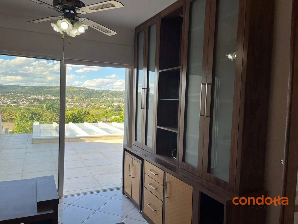 Casa, 4 quartos, 300 m² - Foto 4