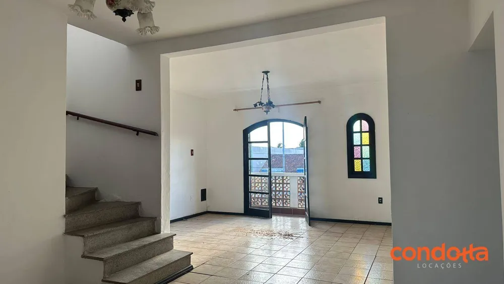 Apartamento, 3 quartos, 230 m² - Foto 2