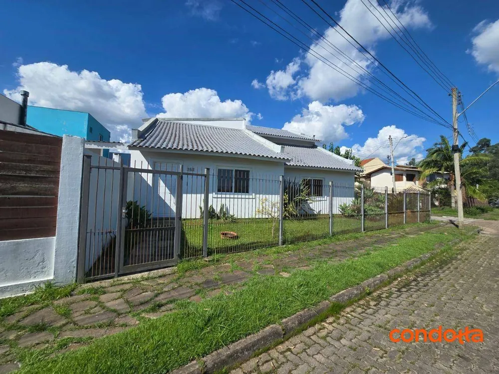 Sobrado, 3 quartos, 234 m² - Foto 1