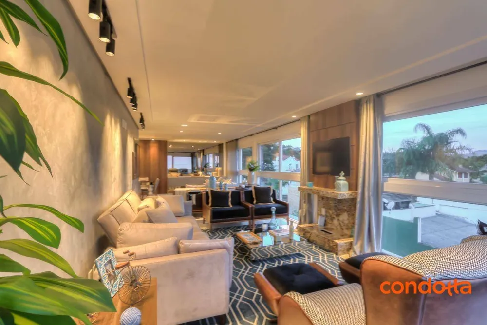 Cobertura, 3 quartos, 324 m² - Foto 1