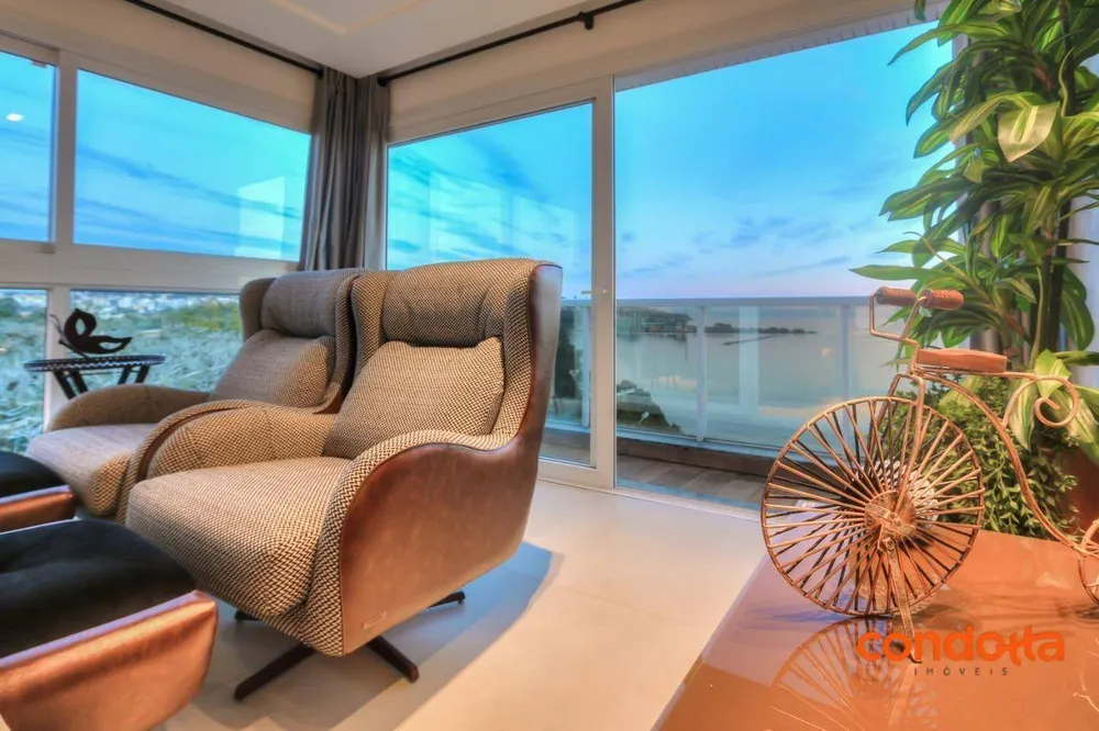 Cobertura, 3 quartos, 324 m² - Foto 2