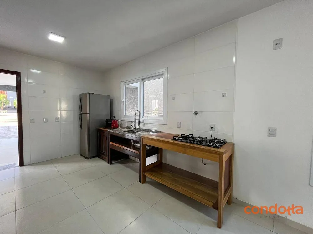 Sobrado, 3 quartos, 226 m² - Foto 4