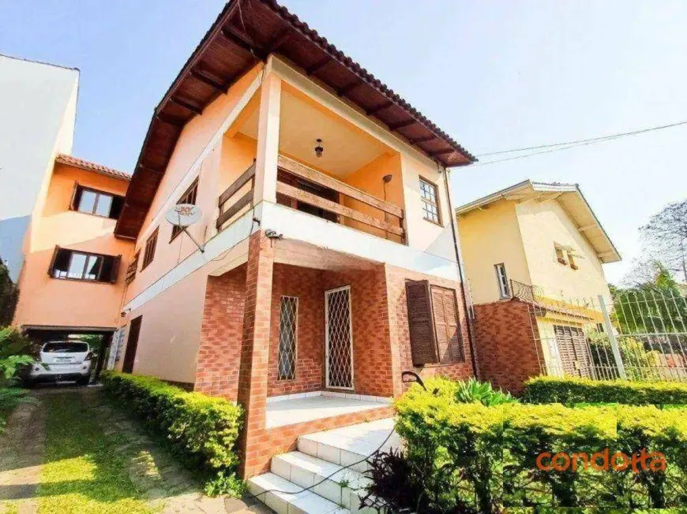 Casa, 3 quartos, 220 m² - Foto 1