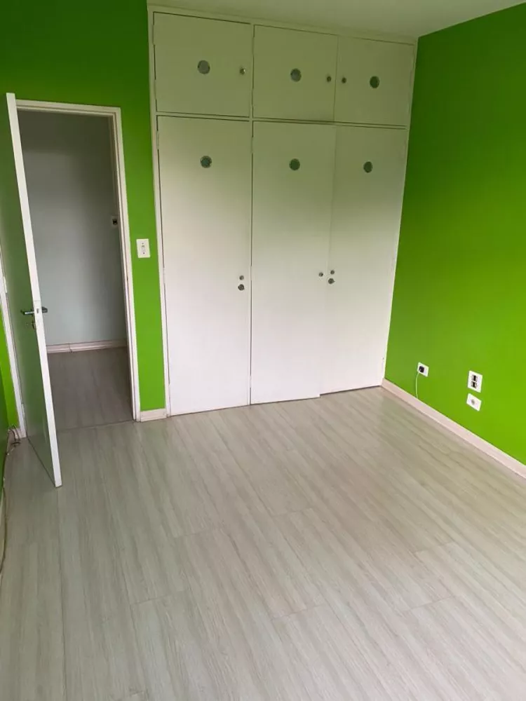 Apartamento à venda com 3 quartos, 130m² - Foto 3