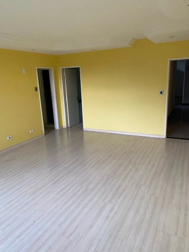 Apartamento à venda com 3 quartos, 130m² - Foto 4