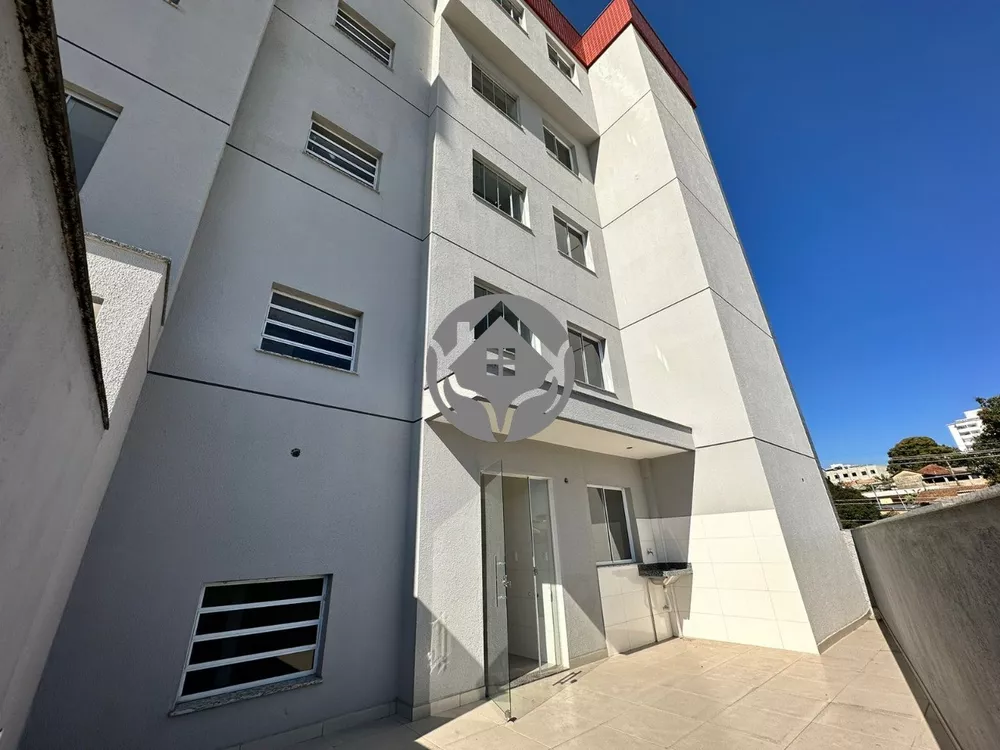 Apartamento à venda com 2 quartos, 85m² - Foto 3